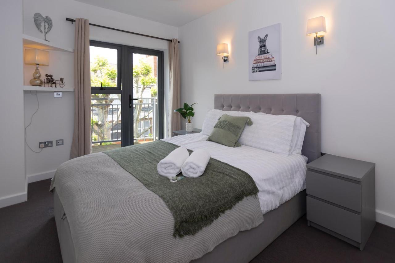 Stunning 3 Bedroom Penthouse With Terrace And Lift Londres Extérieur photo